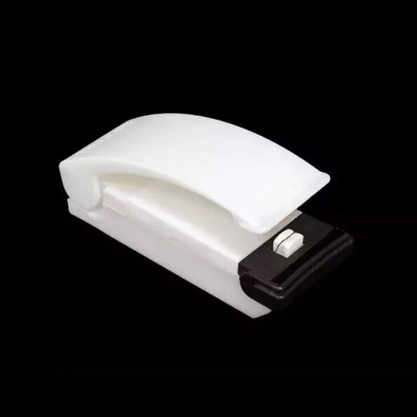 Multifunctional Household Mini Portable Super Sealer Handy Plastic Bag Sealer Sealing Machine 7