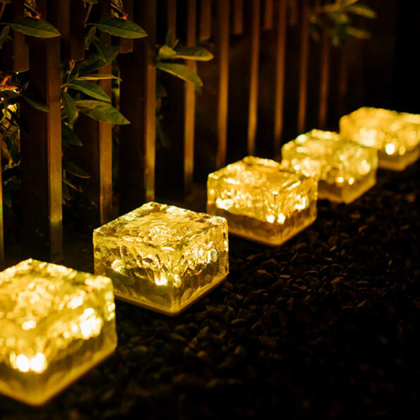 Solar Ice Cube Shaped Garden Light, Ice Cube Shaped Garden Warm Light Outdoor Solar Garden Decorative Lights for Walkway Pathway Backyard Christmas Decoration Parties 4
